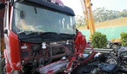 郑州爆料车祸事件最新消息,悲剧瞬间，伤亡情况引关注